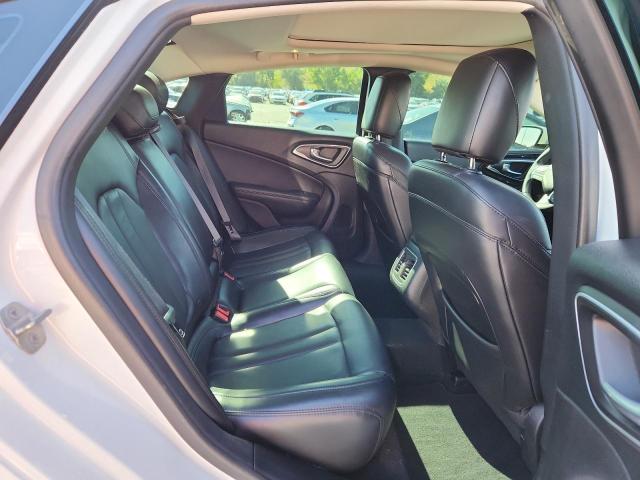 Photo 10 from auction – 2015 CHRYSLER 200 C with VIN 1C3CCCCG0FN525865