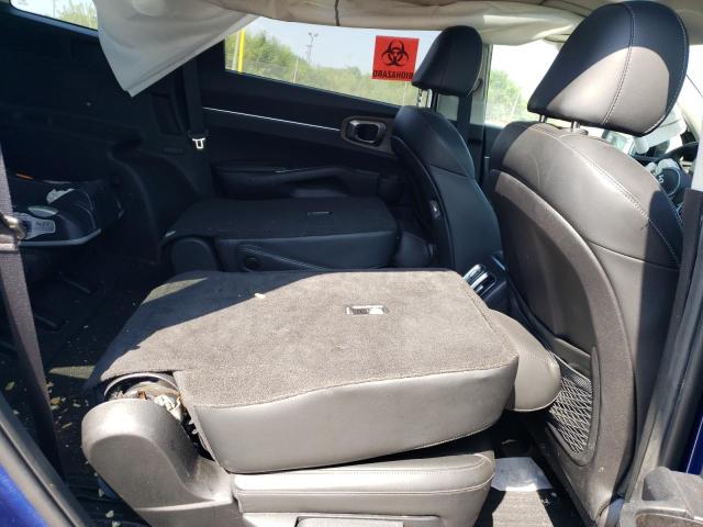 Photo 11 from auction – 2023 KIA SORENTO EX with VIN 5XYRH4LF4PG231849