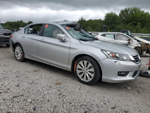 Photo 4 from auction – 2015 HONDA ACCORD EXL with VIN 1HGCR2F86FA083935