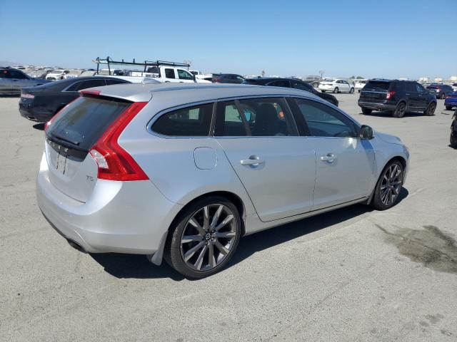 Photo 3 from auction – 2015 VOLVO V60 PLATIN with VIN YV140MEMXF1219081