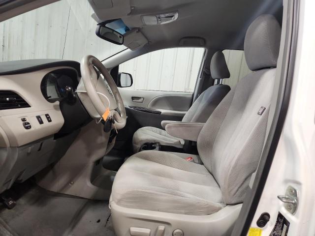 Photo 7 from auction – 2011 TOYOTA SIENNA LE with VIN 5TDKK3DC1BS158307
