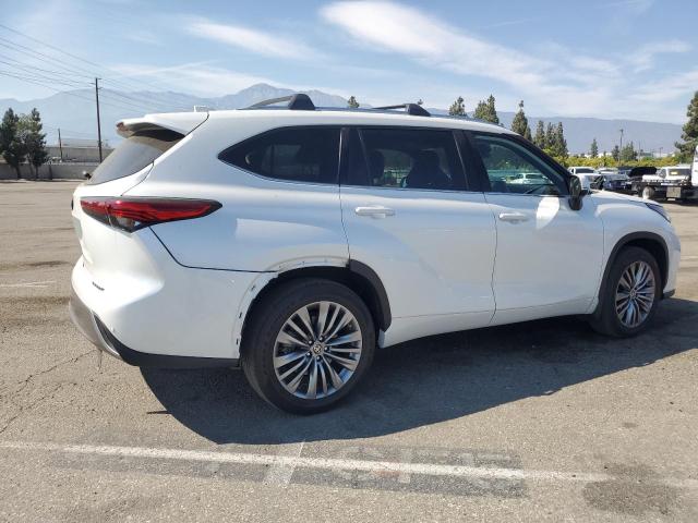 Photo 3 from auction – 2022 TOYOTA HIGHLANDER with VIN 5TDFZRBH3NS169943