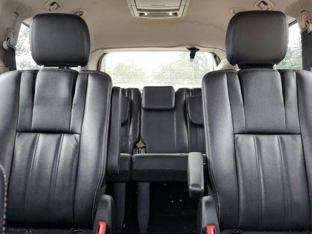 Photo 10 from auction – 2014 CHRYSLER TOWN & COU with VIN 2C4RC1BG6ER325070