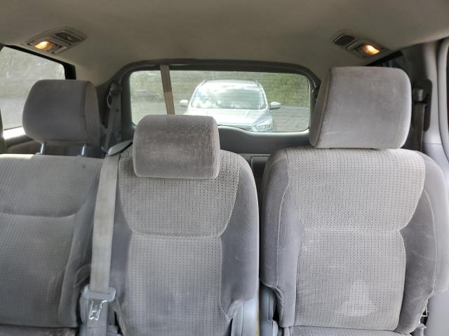 Photo 10 from auction – 2010 TOYOTA SIENNA CE with VIN 5TDKK4CC2AS325652