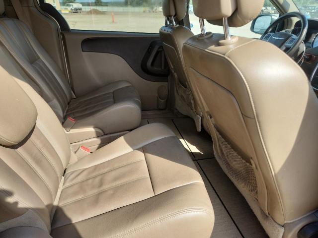 Photo 11 from auction – 2013 CHRYSLER TOWN & COU with VIN 2C4RC1BG5DR793239