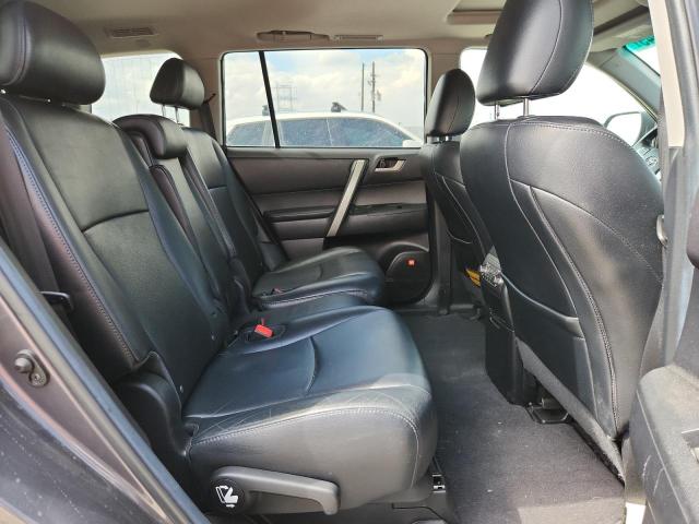 Photo 11 from auction – 2011 TOYOTA HIGHLANDER with VIN 5TDZK3EH2BS026326