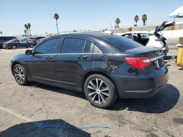 Photo 2 from auction – 2013 CHRYSLER 200 LIMITE with VIN 1C3CCBCG4DN501818