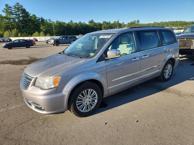 CHRYSLER TOWN & COU 2014 with VIN 2C4RC1CG6ER191756 - Photo from auction