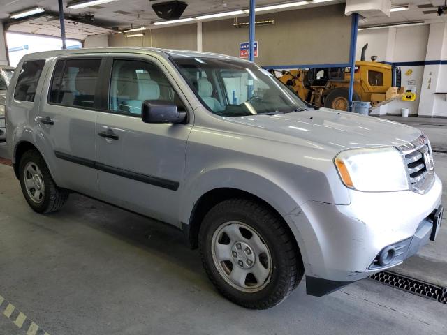 Photo 4 from auction – 2012 HONDA PILOT LX with VIN 5FNYF4H29CB071198