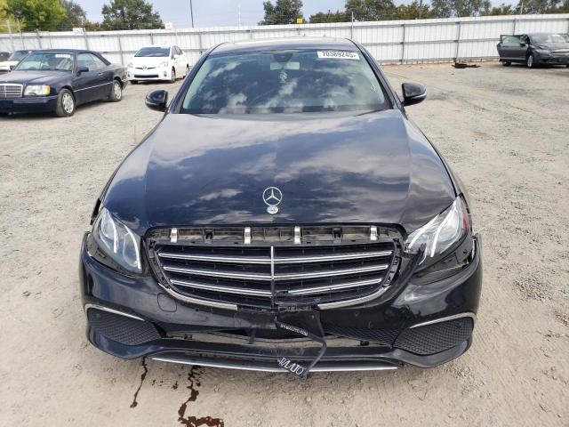 Photo 5 from auction – 2017 MERCEDES-BENZ E 300 with VIN WDDZF4JB7HA135744