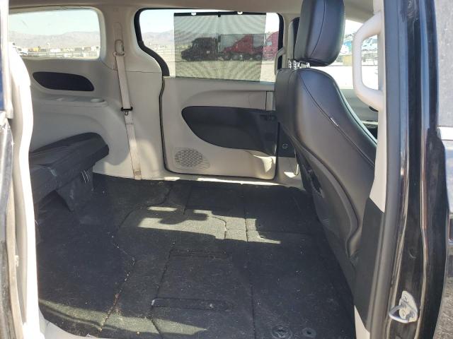 Photo 10 from auction – 2020 CHRYSLER VOYAGER LX with VIN 2C4RC1DGXLR268530