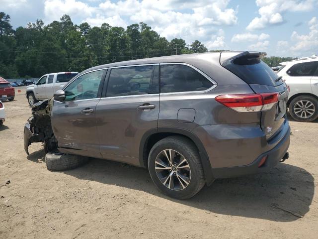 Photo 2 from auction – 2017 TOYOTA HIGHLANDER with VIN 5TDZZRFH8HS190556