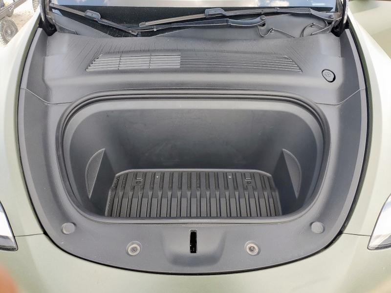 Photo 12 from auction – 2021 TESLA MODEL Y with VIN 5YJYGDEE8MF077989