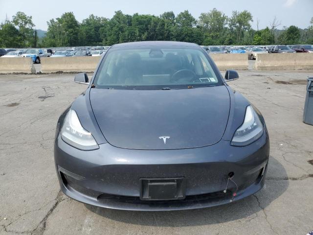 Photo 5 from auction – 2018 TESLA MODEL 3 with VIN 5YJ3E1EB8JF065955