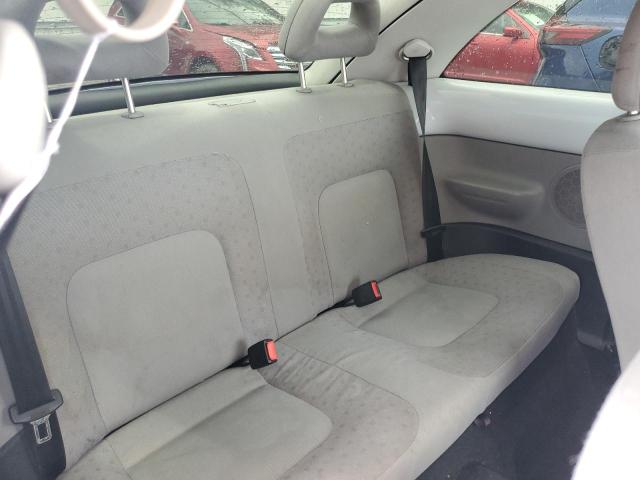Photo 10 from auction – 2000 VOLKSWAGEN NEW BEETLE with VIN 3VWCD21C5YM469824