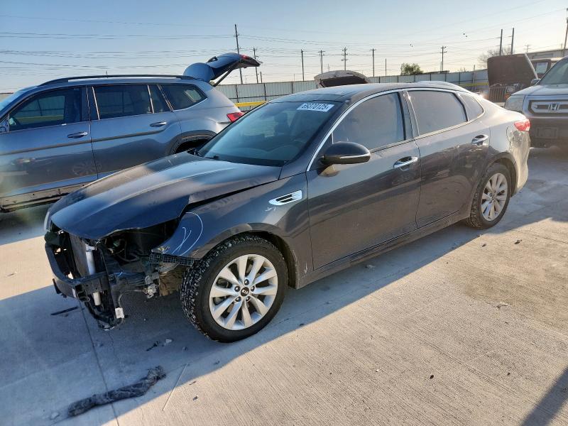 KIA OPTIMA EX 2017 with VIN 5XXGU4L37HG136393 - Photo from auction