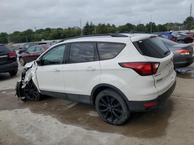 Photo 2 from auction – 2019 FORD ESCAPE SE with VIN 1FMCU9GD8KUA64342