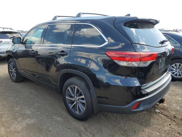 Photo 2 from auction – 2017 TOYOTA HIGHLANDER with VIN 5TDJZRFH6HS420950
