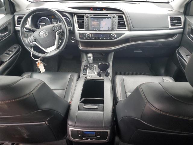 Photo 8 from auction – 2019 TOYOTA HIGHLANDER with VIN 5TDJZRFH4KS988721