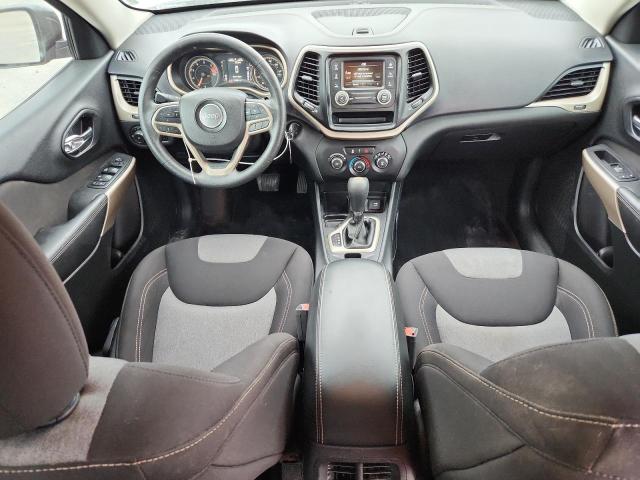 Photo 8 from auction – 2018 JEEP CHEROKEE L with VIN 1C4PJLCB2JD531527