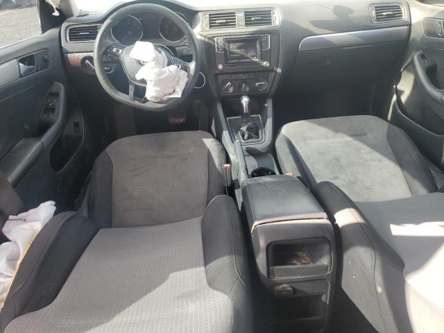 Photo 8 from auction – 2017 VOLKSWAGEN JETTA S with VIN 3VW2B7AJ1HM220417