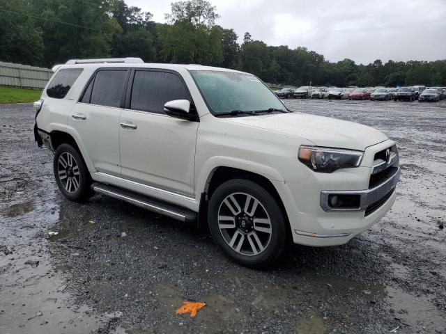 Photo 4 from auction – 2015 TOYOTA 4RUNNER SR with VIN JTEBU5JR3F5271858
