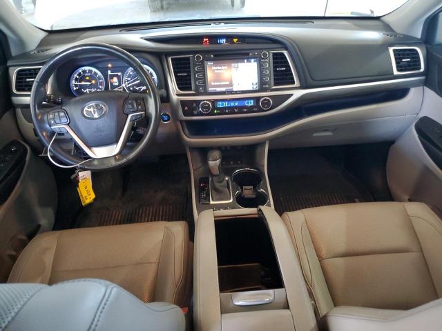 Photo 8 from auction – 2017 TOYOTA HIGHLANDER LIMITED with VIN 5TDDZRFH1HS436857