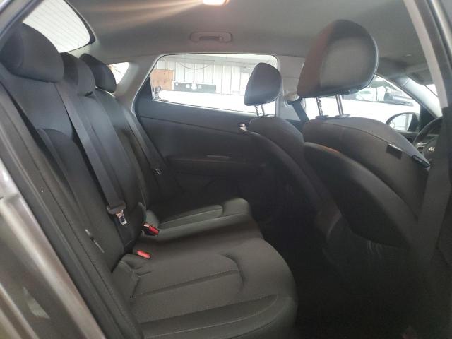 Photo 10 from auction – 2016 KIA OPTIMA LX with VIN 5XXGT4L30GG097714