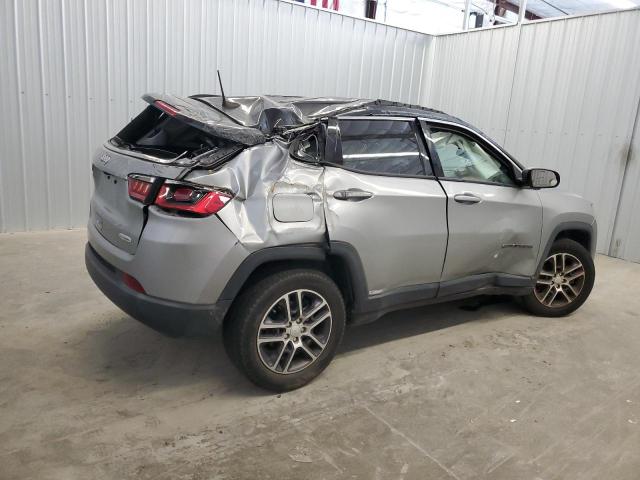 Photo 3 from auction – 2018 JEEP COMPASS LA with VIN 3C4NJCBB9JT165472