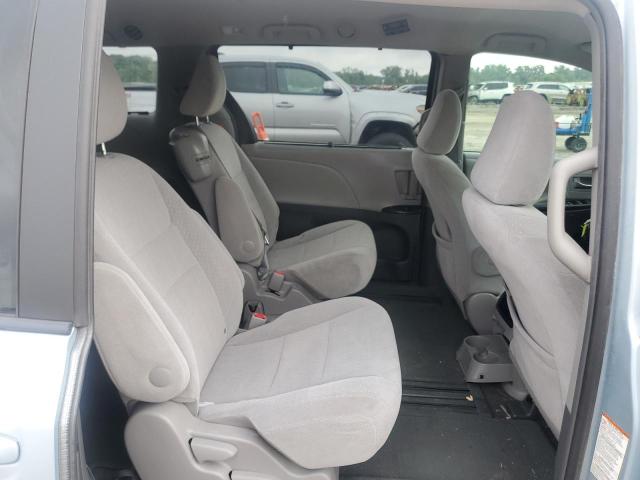 Photo 11 from auction – 2016 TOYOTA SIENNA LE with VIN 5TDKK3DC3GS720800