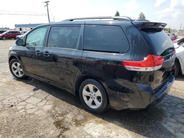 Photo 2 from auction – 2013 TOYOTA SIENNA LE with VIN 5TDKK3DC9DS324060