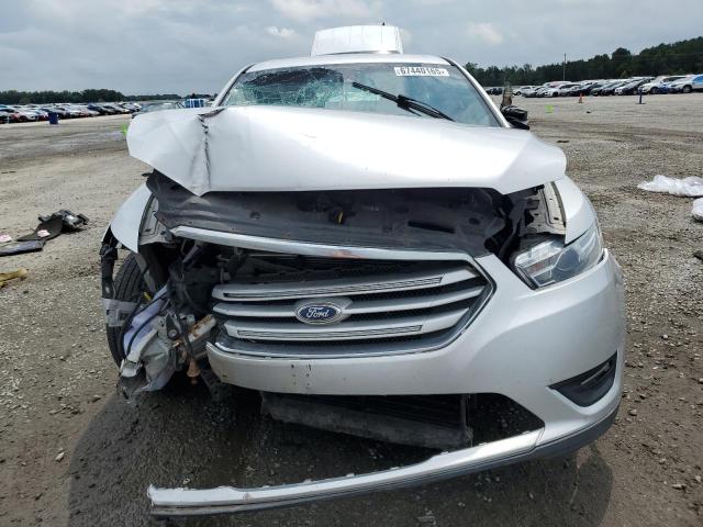 Photo 5 from auction – 2014 FORD TAURUS LIM with VIN 1FAHP2F85EG121778