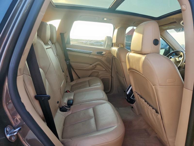Photo 11 from auction – 2014 PORSCHE CAYENNE with VIN WP1AA2A28ELA03911
