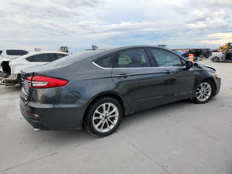 Photo 3 from auction – 2019 FORD FUSION SE with VIN 3FA6P0HD5KR231465