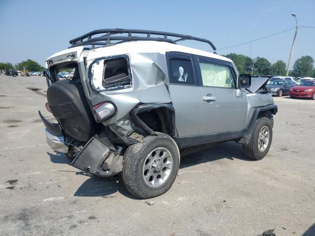 Photo 3 from auction – 2012 TOYOTA FJ CRUISER with VIN JTEBU4BF9CK147332