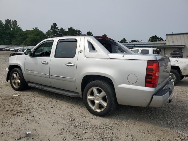 Photo 2 from auction – 2013 CHEVROLET AVALANCHE LTZ with VIN 3GNTKGE75DG168490
