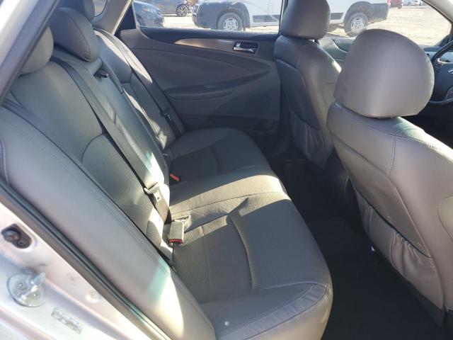 Photo 10 from auction – 2015 HYUNDAI SONATA HYBRID with VIN KMHEC4A42FA130043