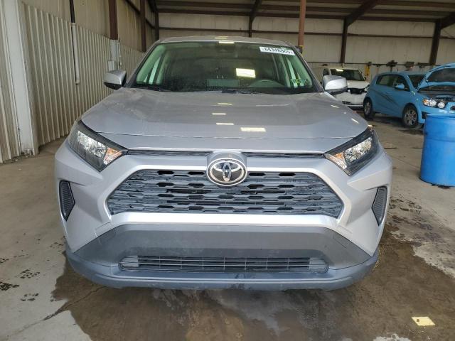 Photo 5 from auction – 2022 TOYOTA RAV4 LE with VIN JTMG1RFV4ND089896