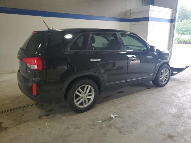 Photo 3 from auction – 2015 KIA SORENTO LX with VIN 5XYKTCA61FG564733