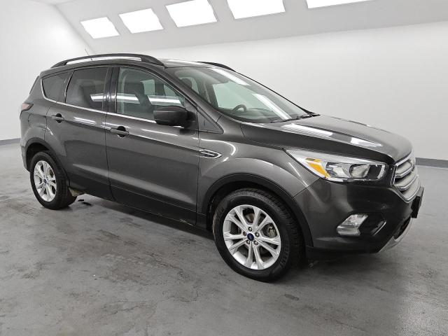 Photo 4 from auction – 2018 FORD ESCAPE SE with VIN 1FMCU0GDXJUC61376
