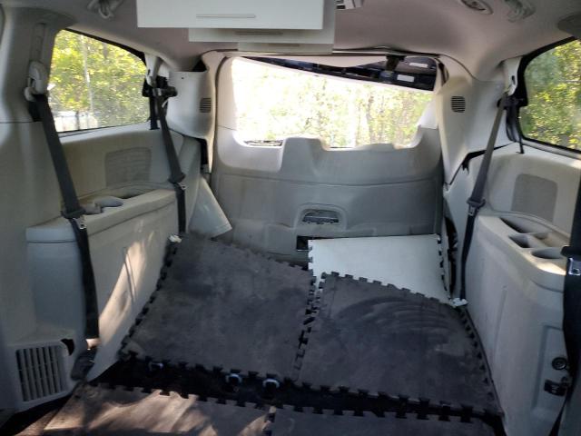 Photo 10 from auction – 2011 CHRYSLER TOWN & COU with VIN 2A4RR5DG6BR638662