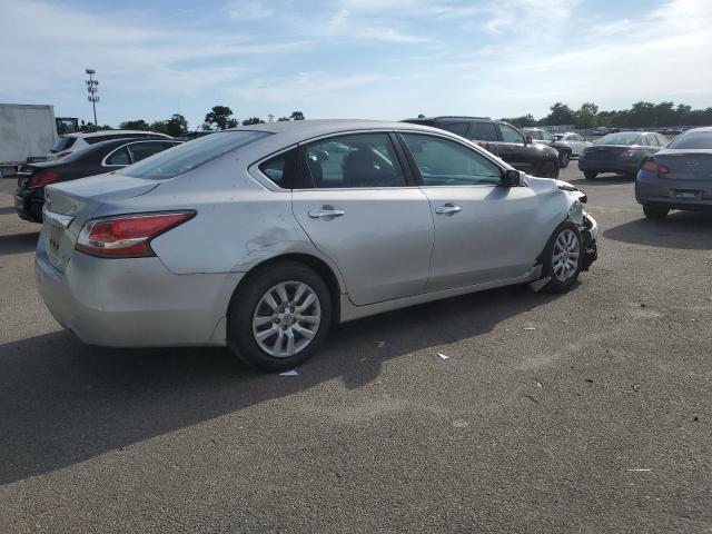 Photo 3 from auction – 2014 NISSAN ALTIMA 2.5 with VIN 1N4AL3AP0EN211689