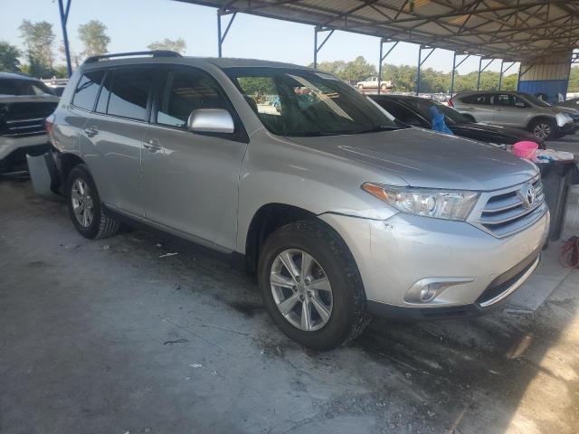 Photo 4 from auction – 2011 TOYOTA HIGHLANDER with VIN 5TDZK3EH9BS043379
