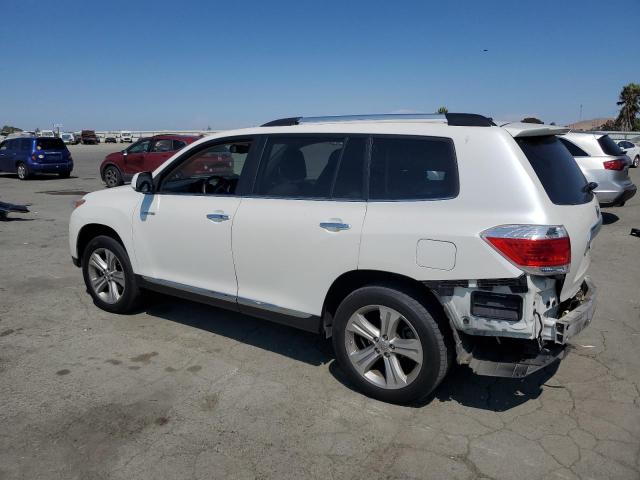 Photo 2 from auction – 2013 TOYOTA HIGHLANDER with VIN 5TDDK3EH1DS254668