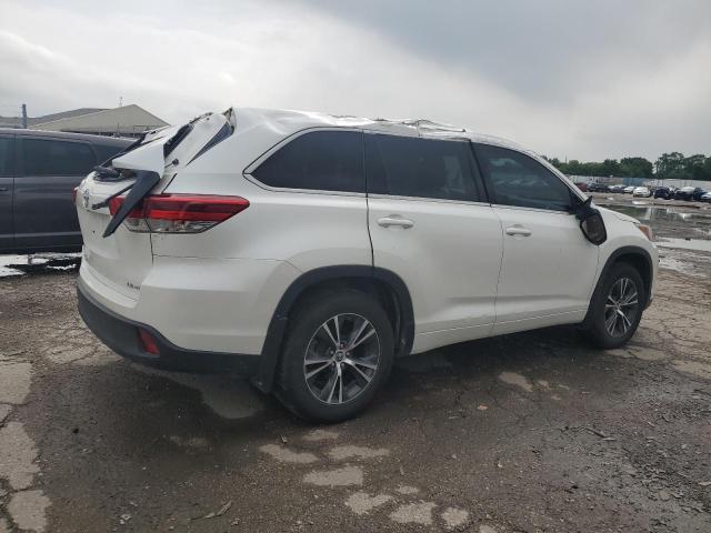 Photo 3 from auction – 2017 TOYOTA HIGHLANDER with VIN 5TDBZRFH9HS364488