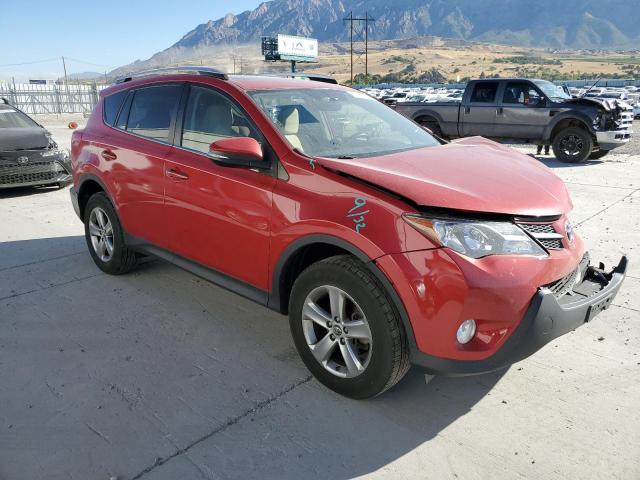 Photo 4 from auction – 2015 TOYOTA RAV4 XLE with VIN JTMRFREV1FD101466