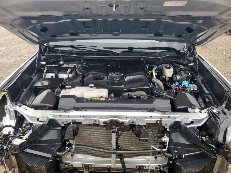 Photo 11 from auction – 2024 TOYOTA TUNDRA DOU with VIN 5TFKB5AA9RX031808