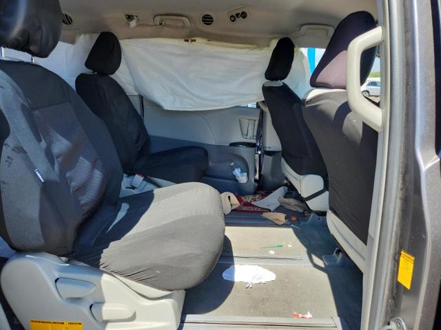 Photo 11 from auction – 2013 TOYOTA SIENNA with VIN 5TDZK3DC9DS310464