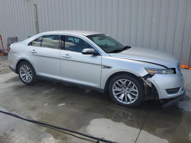 Photo 4 from auction – 2015 FORD TAURUS LIM with VIN 1FAHP2F81FG116305