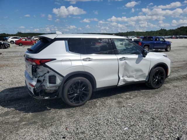 Photo 3 from auction – 2024 MITSUBISHI OUTLANDER with VIN JA4J3VA85RZ070979